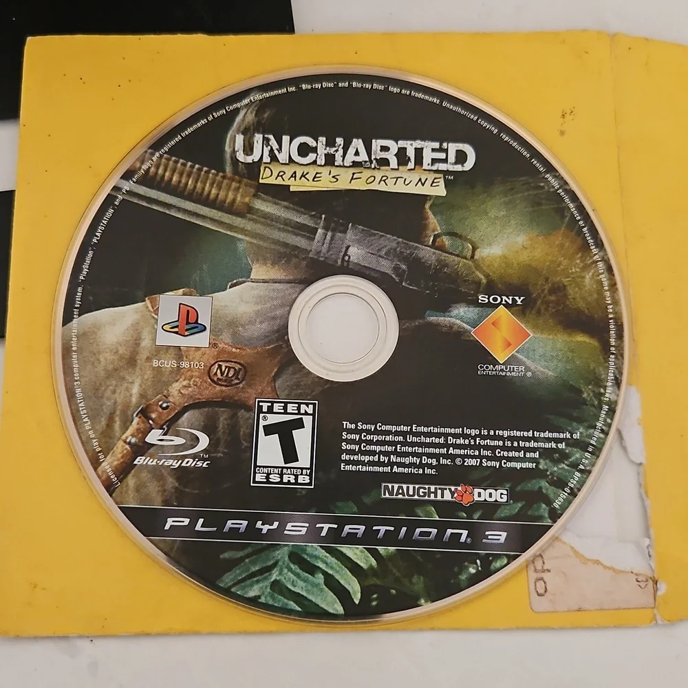 Sony Uncharted Game Set for PS3 - Black and Yellow
